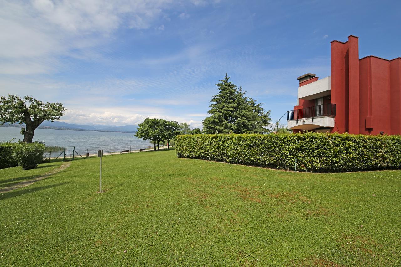 Holiday Sirmione Apartments Buitenkant foto