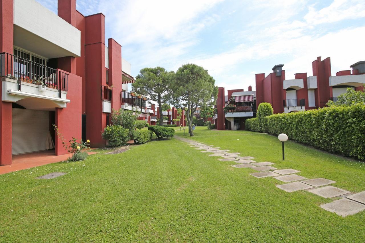 Holiday Sirmione Apartments Buitenkant foto