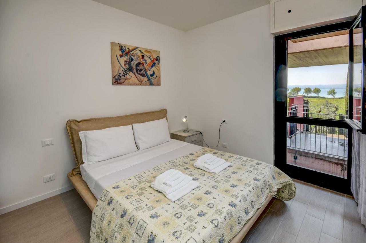 Holiday Sirmione Apartments Buitenkant foto